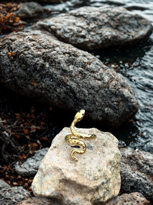 Medusa Ring